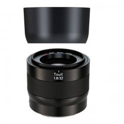 ZEISS Objectif Touit T* 32mm f/1,8 compatible avec SONY E + Paresoleil Garanti 3 ans