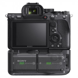 SONY Grip VG-C4EM pour A7R IV. A9 II. A7S III et A7 IV 