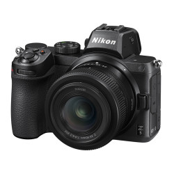 NIKON Hybride Z5 + Objectif Z 24-50mm f/4-6.3 Garanti 3 ans