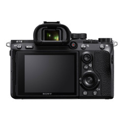 SONY Hybride ALPHA 7 III + Objectif FE 28-60 f/4-5.6 Garanti 3 ans
