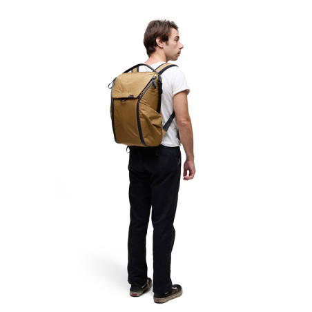PEAK DESIGN Everyday Backpack 20L v2 Coyote