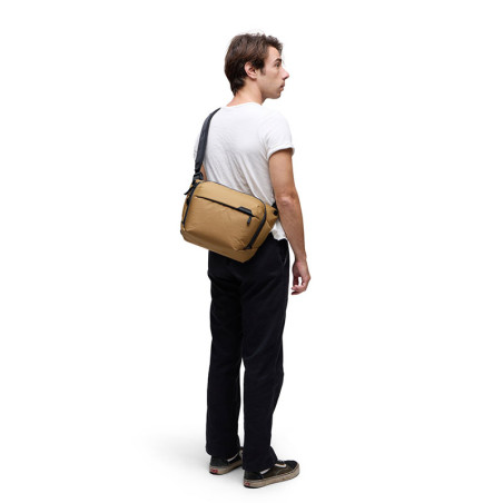 PEAK DESIGN Everyday Sling 6L v2 Coyote
