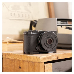 SMALLRIG 4517 L-Shape Handle for Panasonic Lumix S9