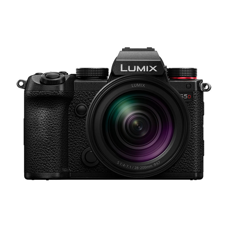 PANASONIC Lumix S5D + Objectif 28-200mm f/4.0-7.1 Macro Garanti 3 ans