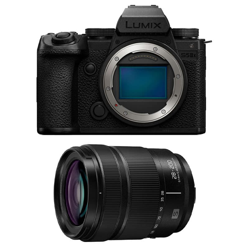 PANASONIC Lumix S5 MARK II X + Objectif 28-200 f/4.0-7.1 Garanti 3 ans