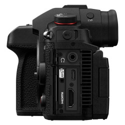 PANASONIC Hybride LUMIX GH7 Noir + Objectif 12mm f/1.4 Garanti 3 ans