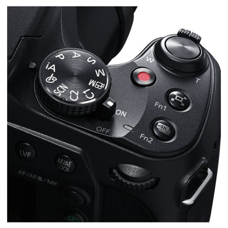 PANASONIC Bridge Lumix DC-FZ82D Garanti 2 ans