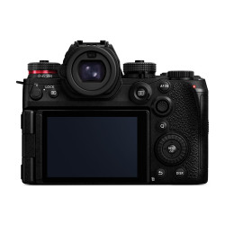 PANASONIC Lumix S1R II + 24-105 f/4 OIS Garanti 3 ans