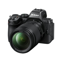 NIKON Z5 II + Z 24-70mm f/4 S Garanti 3 ans