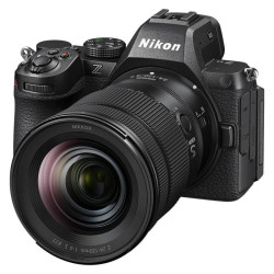 NIKON Z5 II + Objectif Z 24-120mm f/4 S Garanti 3 ans