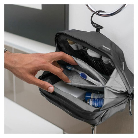 PEAK DESIGN Wash Pouch v2 - black BWP-BK-2