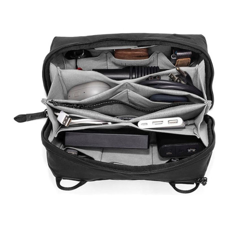 PEAK DESIGN Tech Pouch v2 - black BTP-BK-3