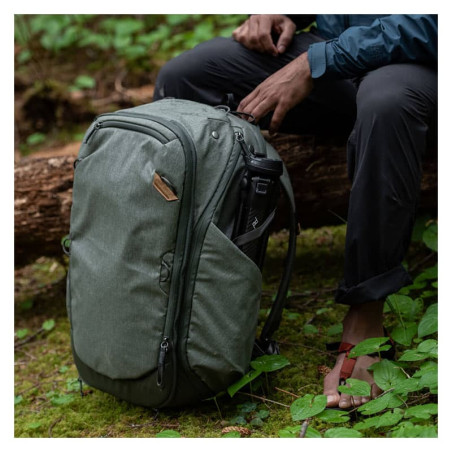 PEAK DESIGN Travel backpack 45L v2 - sage BTR-45-SG-2