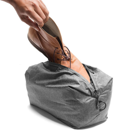 PEAK DESIGN Shoe Pouch v2 - charcoal BSP-CH-2