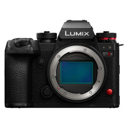 PANASONIC LUMIX S1 IIE Nu Garanti 3 ans