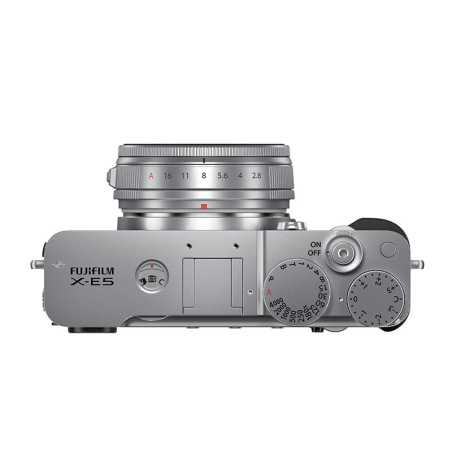 FUJIFILM X-E5 Silver + XF 23mm f/2.8 R WR Garanti 3 ans