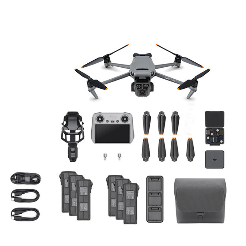 Occasion DJI Drone Mavic 3 Pro Fly More Combo avec DJI RC + 3 BATTERIES