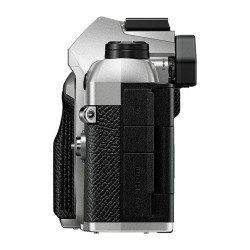 OM SYSTEM OM-5 II Silver NU Garanti 3 ans