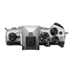 OM SYSTEM OM-5 II Silver NU Garanti 3 ans