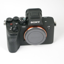 Occasion SONY ALPHA 7 IV Modèle reconditionné