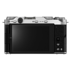 FUJIFILM X-M5 Silver + XC 15-45mm f/3.5-5.6 Garanti 3 ans