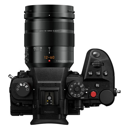 PANASONIC LUMIX GH7 Noir + Objectif G 12-60mm f/2.8-4 + G 25mm f/1.7 Garanti 3 ans