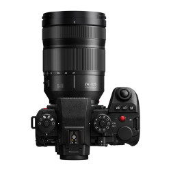 PANASONIC Lumix S1R II + Objectif S 24-105mm f/4 Macro OIS + S 26mm f/8 Pancake Garanti 3 ans
