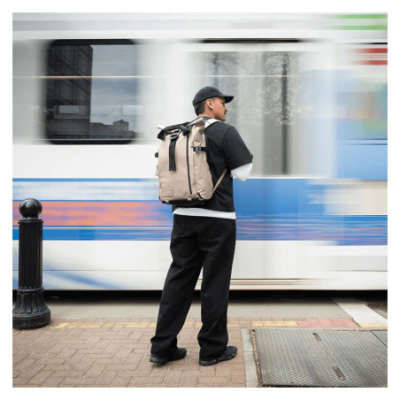 WANDRD Sac à dos PRVKE 31L Yuma Tan Photo Bundle V4