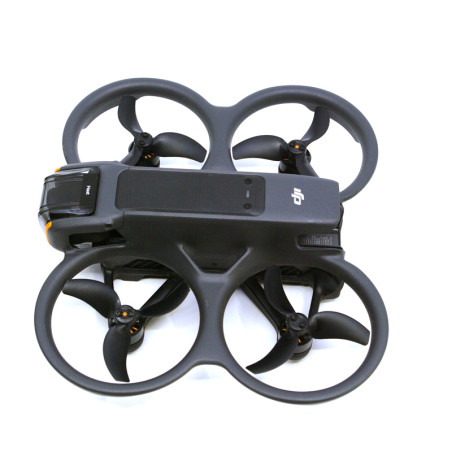 Occasion DJI Avata 2 Fly More Combo avec 3 batteries + Goggles 3 + Rc Motion 3 