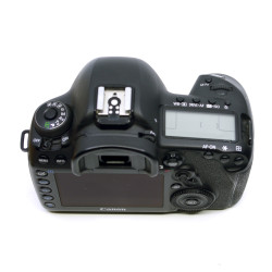 Occasion CANON EOS 5D MARK IV + GRIP BG-E20