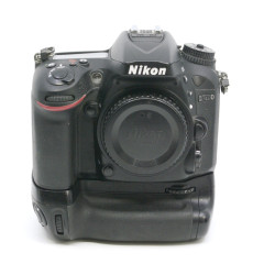 Occasion NIKON D7200 + GRIP MB-D15