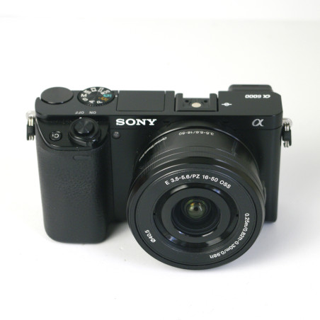 Occasion SONY ALPHA 6000 + Objectif 16-50mm PZ f/3-5.5-6