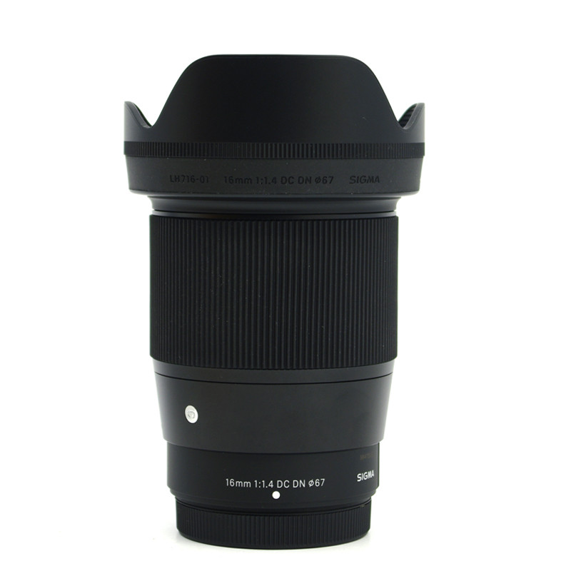 Occasion SIGMA 16mm f/1.4 DC DN CONTEMPORARY MICRO QUATRE TIERS