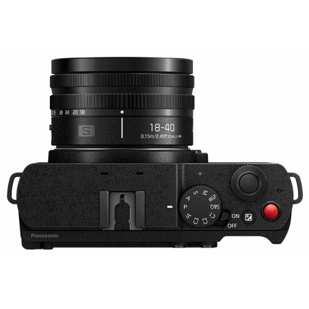 PANASONIC Lumix S9 Noir + S 18-40 mm f/4.5-6.3 Garanti 3 ans