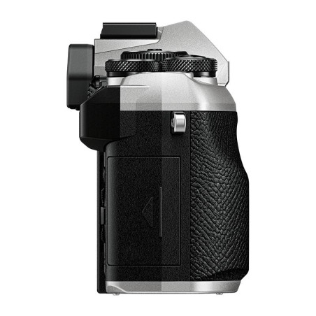 OM SYSTEM OM-5 II Silver + ED 12-40 f/2.8 PRO II Garanti 3 ans