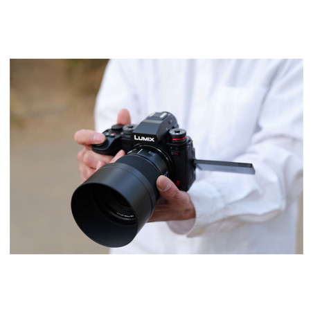 PANASONIC Lumix S1 II + Objectif SIGMA 20-200mm f/3.5-6.3 Contemporary Garanti 3 ans