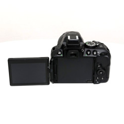 Occasion NIKON D5300 + 18-55 AFP DX VR