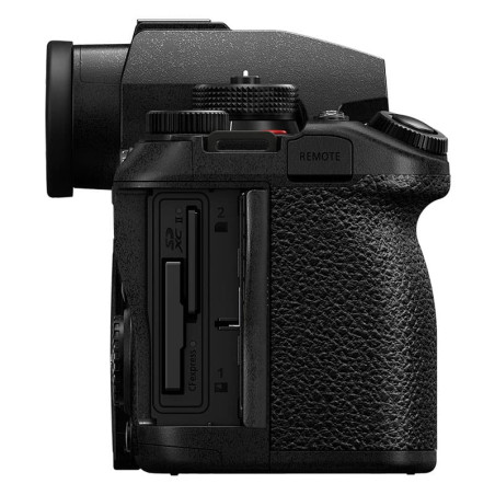 PANASONIC Lumix S1 II E + Objectif SIGMA 20-200mm f/3.5-6.3 Contemporary Garanti 3 ans