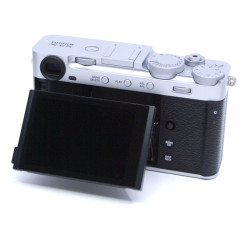 Occasion FUJIFILM X-E5 SILVER + XF 23mm f/2.8 R WR Reconditionné