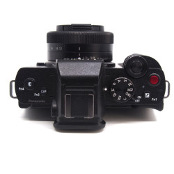 Occasion PANASONIC LUMIX  DC-G100 + 12-32 F/3.5-5.6