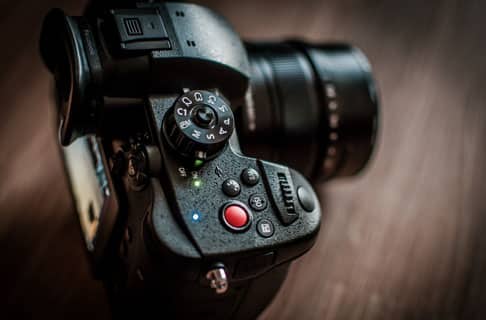 Lire la suite à propos de l’article Comment choisir son appareil photo hybride ?