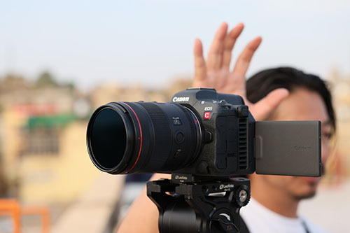 Lifestyle objectif Canon RF 35mm F1.4 L VCM