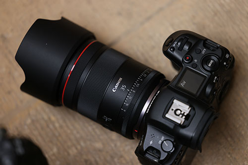Lifestyle objectif Canon RF 35mm F1.4 L VCM