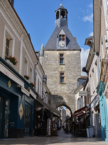 Photo de rue à Amboise prise avec Fujifilm GFX100II
