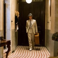 Photo Chris Raphael - Brad Pitt dressed in 1920s outfit